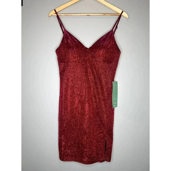 City Triangles Dresses & Skirts - City triangles RED glitter bandage mini dress NYE holiday party midi size 9